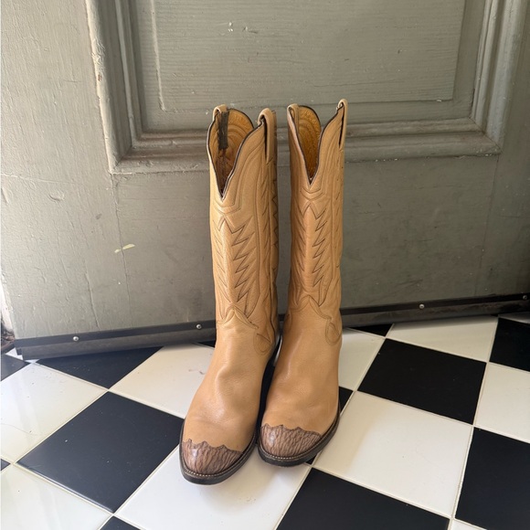 American Vintage Shoes - The Sanders VTG NOS Wingtip Cowboy Boots - Womens 8 B